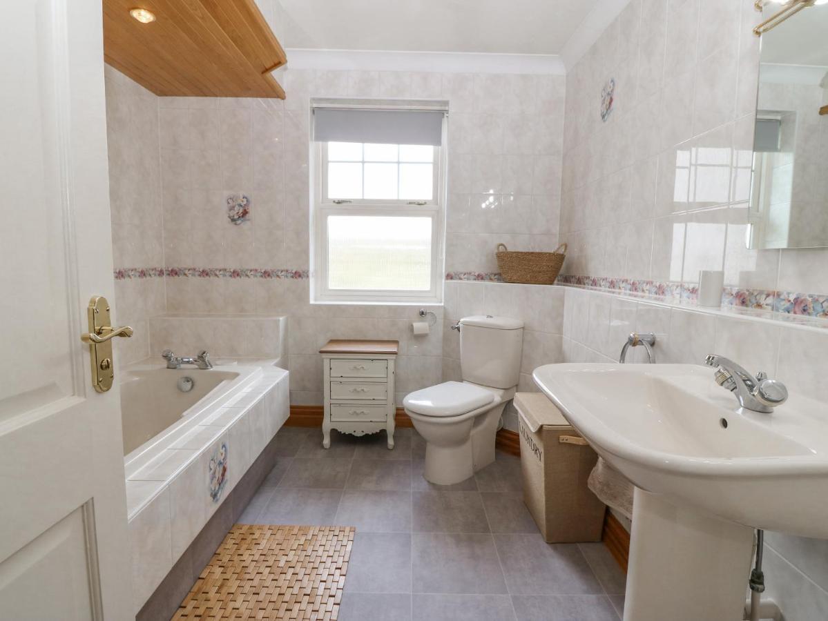 Bwthyn Clai Villa Llangefni Luaran gambar