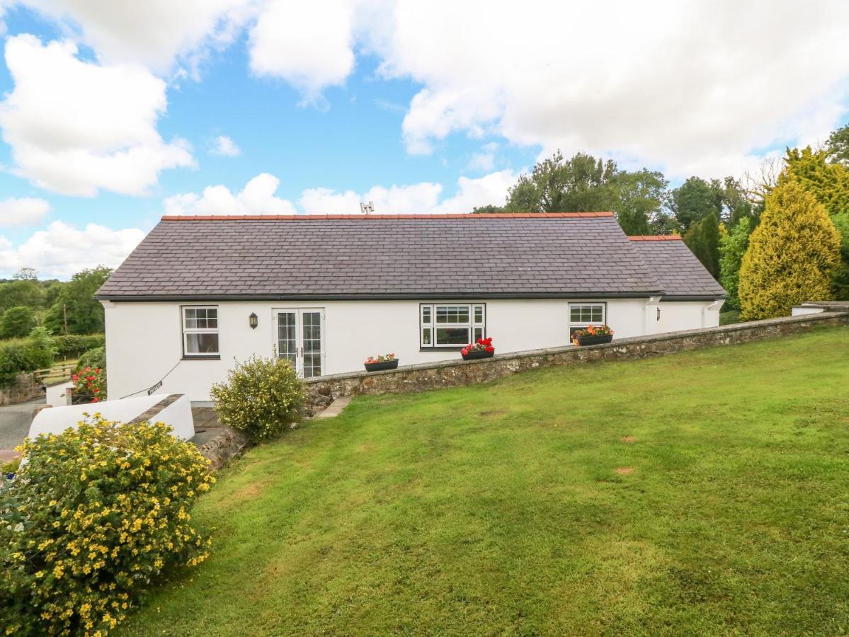 Bwthyn Clai Villa Llangefni Luaran gambar
